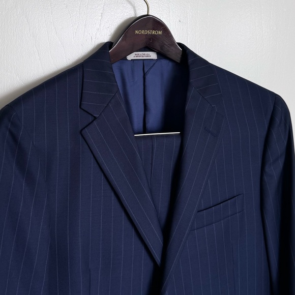 Hickey Freeman | 40R | Suit | Navy Jacket & Pants - Picture 1 of 8